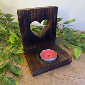 Heart tea light holder